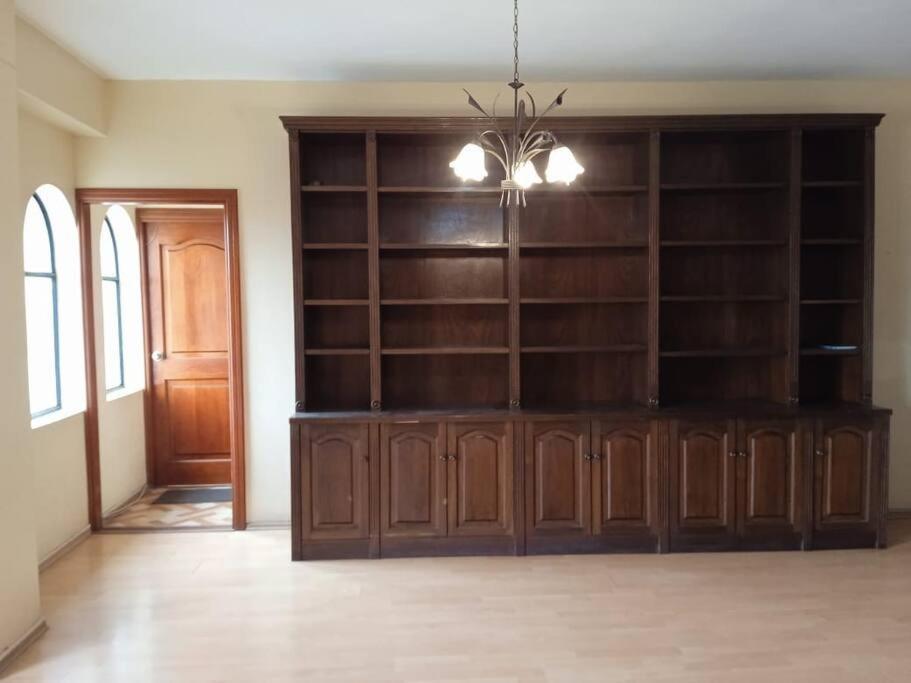 Apartamento Frente Al Palacio Gobierno Apartment Lima Ngoại thất bức ảnh